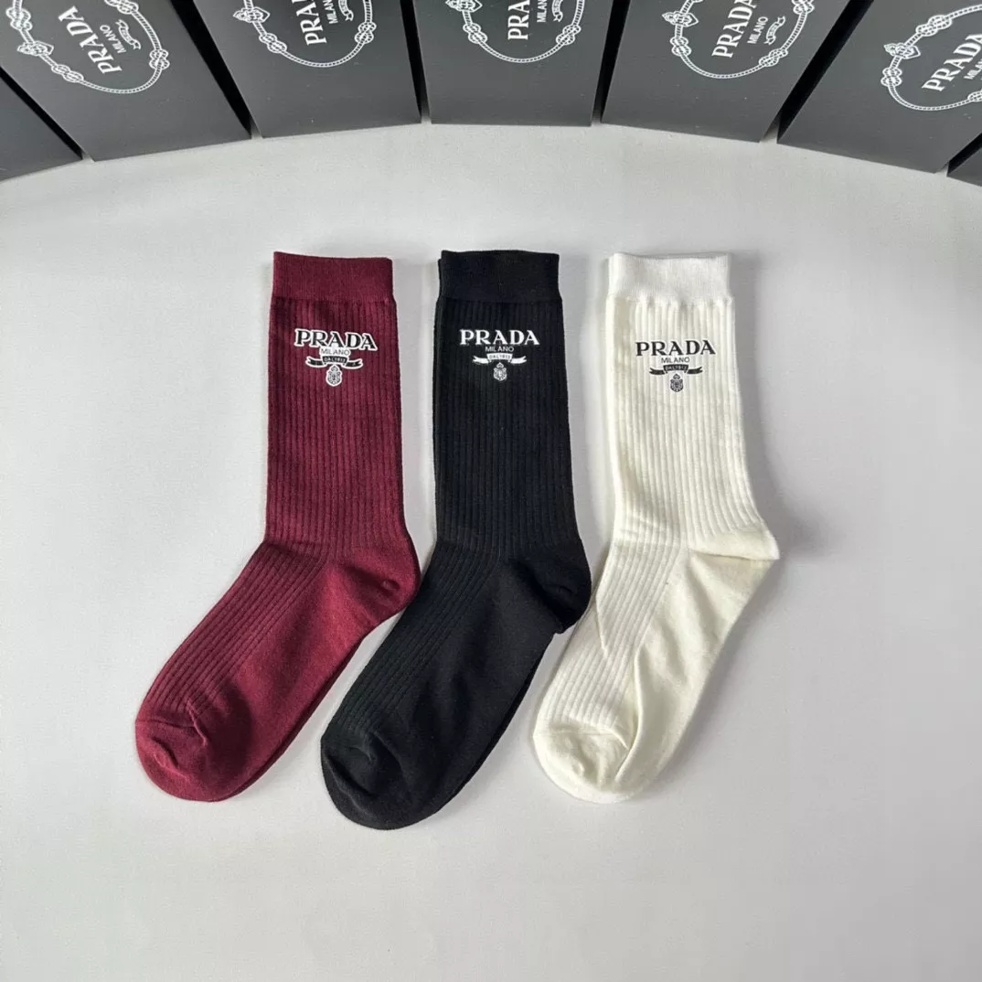 prada chaussettes s_12727ba3